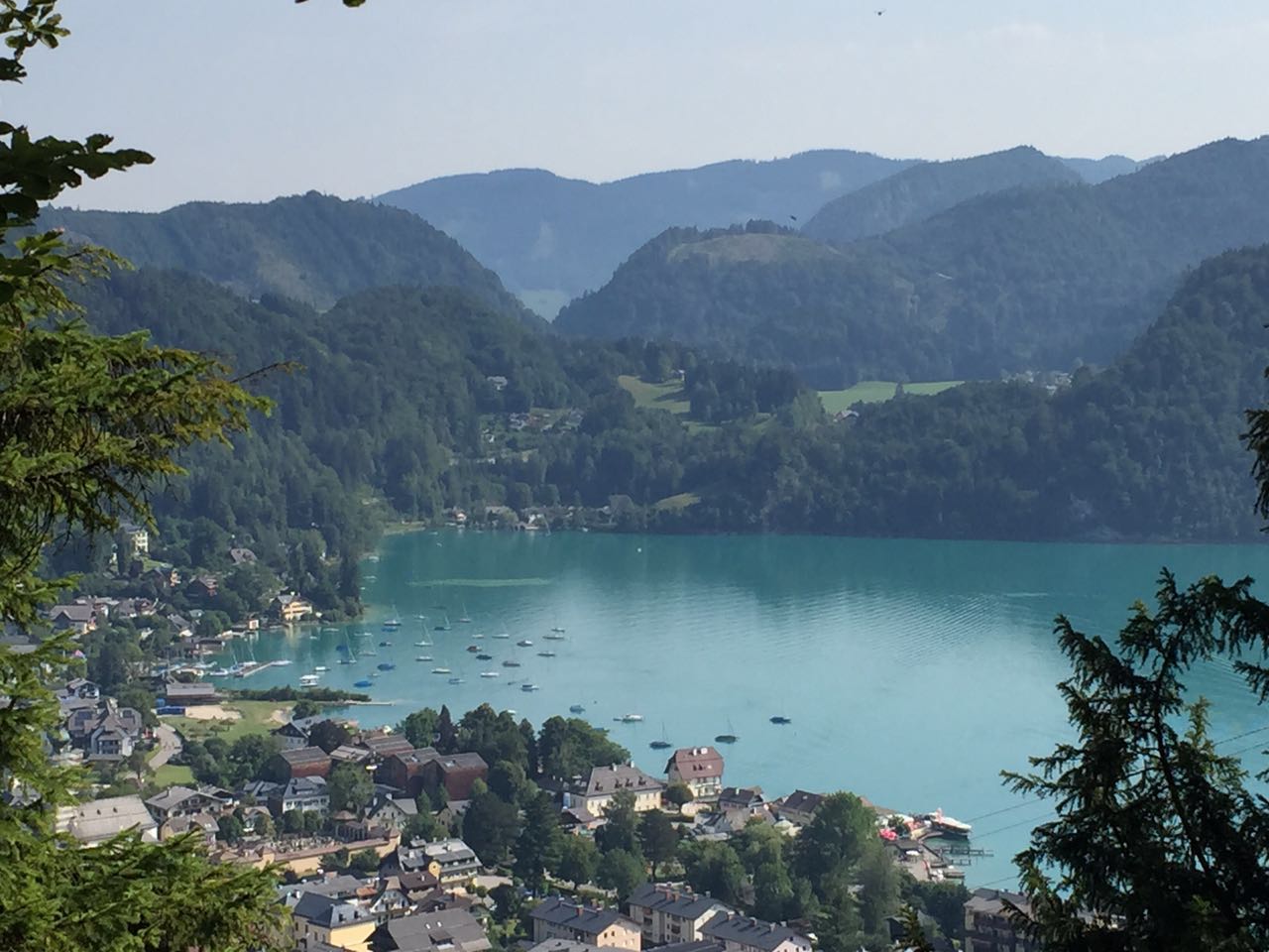 余教授奧地利鄉(xiāng)村行：萬(wàn)科為什么說(shuō)把奧地利小鎮(zhèn)搬回來(lái)？