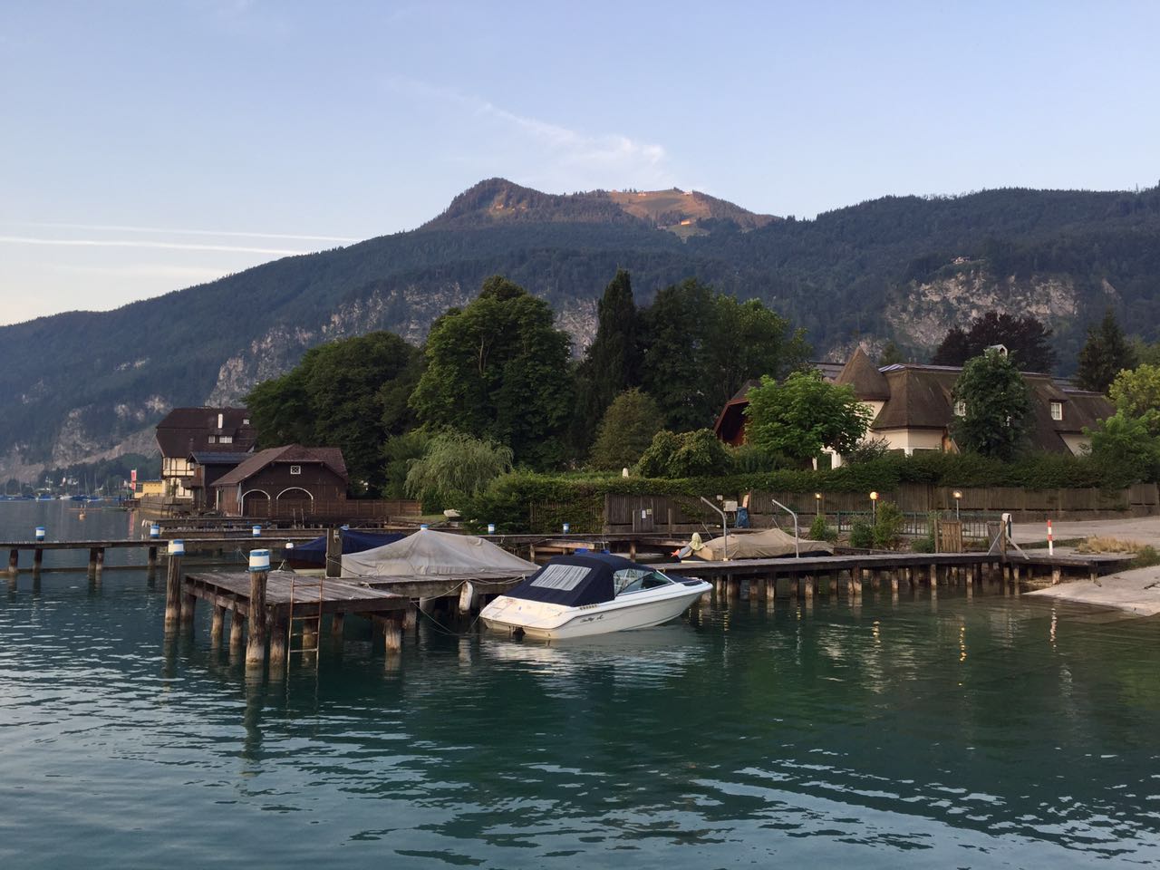 余教授奧地利鄉(xiāng)村行：萬(wàn)科為什么說(shuō)把奧地利小鎮(zhèn)搬回來(lái)？