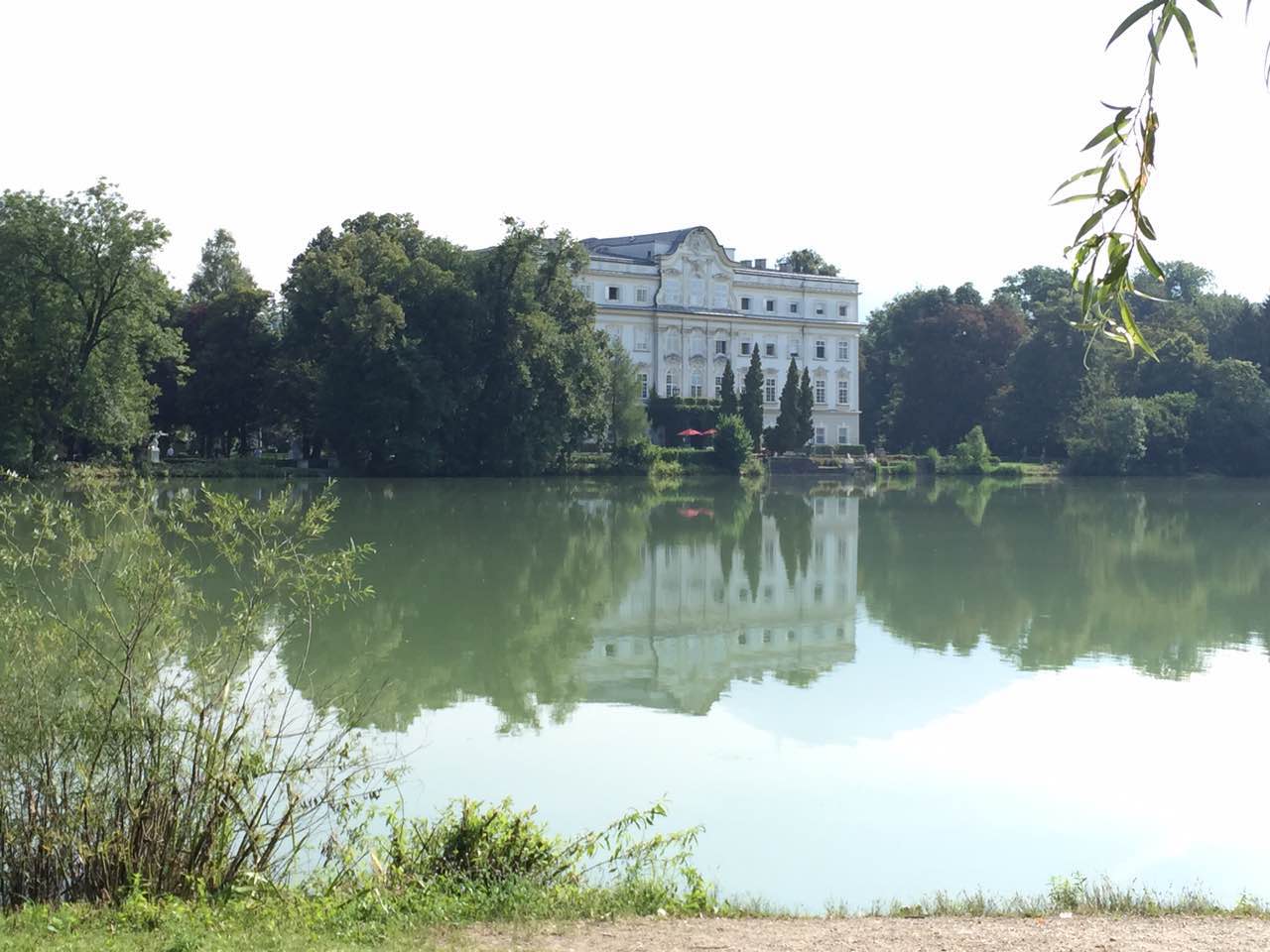 【余教授奧地利鄉(xiāng)村行:音樂之聲把游客帶到了薩爾斯堡】 【余教授奧地利鄉(xiāng)村行:音樂之聲把游客帶到了薩爾斯堡】