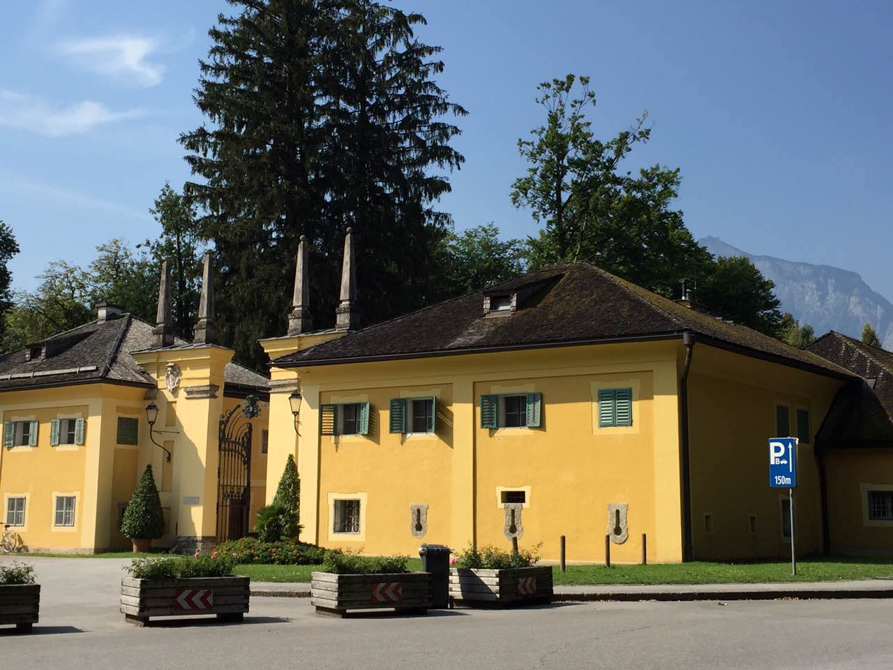 【余教授奧地利鄉(xiāng)村行:音樂之聲把游客帶到了薩爾斯堡】 【余教授奧地利鄉(xiāng)村行:音樂之聲把游客帶到了薩爾斯堡】