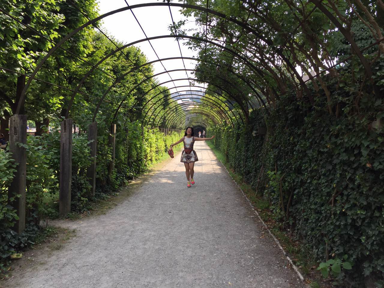 【余教授奧地利鄉(xiāng)村行:音樂之聲把游客帶到了薩爾斯堡】 【余教授奧地利鄉(xiāng)村行:音樂之聲把游客帶到了薩爾斯堡】