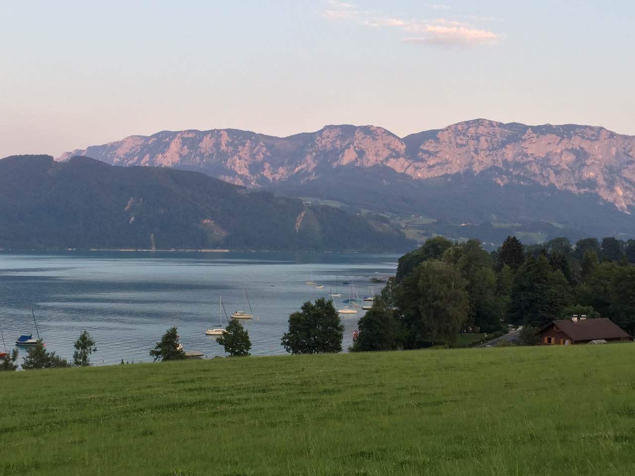 【余教授奧地利鄉(xiāng)村行:音樂之聲把游客帶到了薩爾斯堡】 【余教授奧地利鄉(xiāng)村行:音樂之聲把游客帶到了薩爾斯堡】