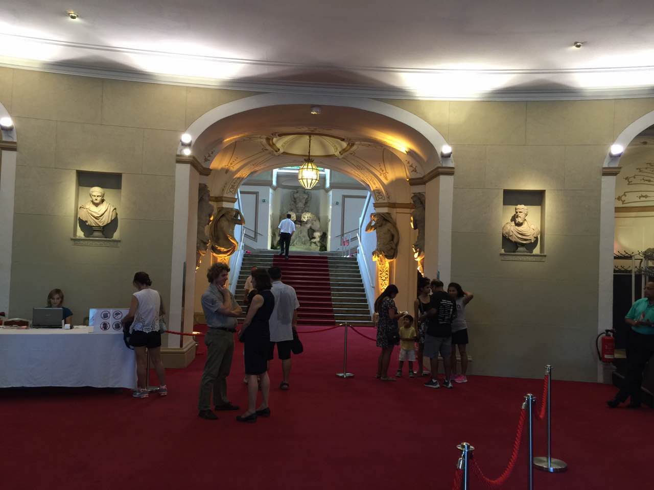 余教授奧地利維也納行：不懂音樂(lè)的農(nóng)民教授，在音樂(lè)之都的感受